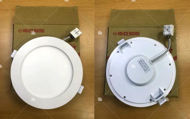 東亞出品的高效率超薄崁燈(晝光色、燈泡色/13w/110-240v/嵌孔150mm/高度26mm/直徑170mm) ，購買請洽左上方奇億照明連絡資訊。
